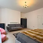 2000Ft Palacial 3 Super King Bedrooms & 3Bathrooms Near Buckingham Palace & Westminster Abbey - Luxurylondonstays