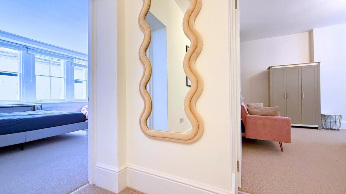 2000ft Palacial 3 Super King Bedrooms & 3bathrooms Near Buckingham Palace & Westminster Abbey - Luxurylondonstays