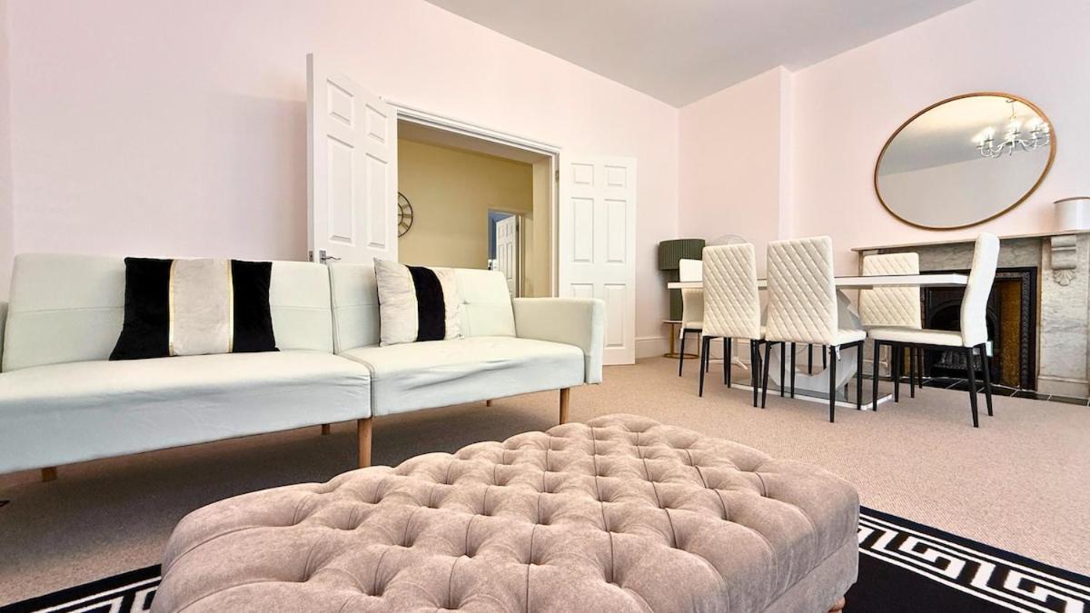 2000ft Palacial 3 Super King Bedrooms & 3bathrooms Near Buckingham Palace & Westminster Abbey - Luxurylondonstays *