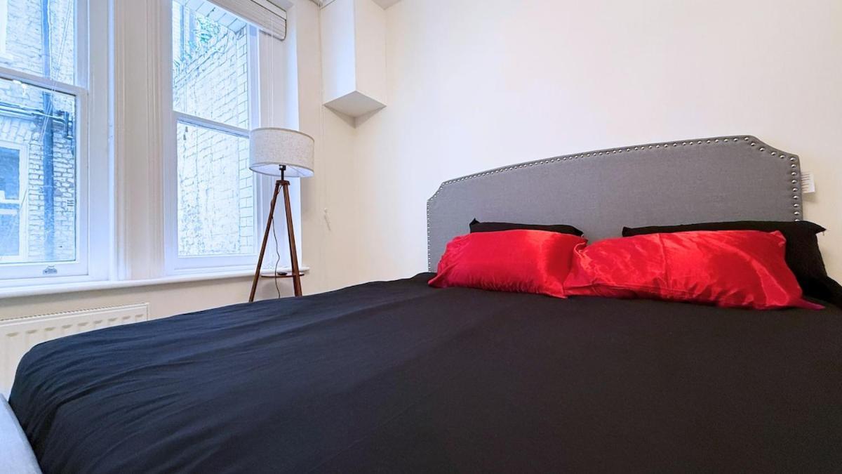 Holiday home 2000ft Palacial 3 Super King Bedrooms & 3bathrooms Near Buckingham Palace & Westminster Abbey - Luxurylondonstays *